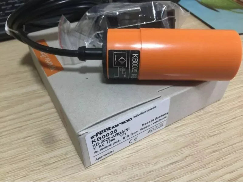 IFM KB0025 Capacitive Proximity Sensor for Industrial Automation - ZYYKZ Test Equipment