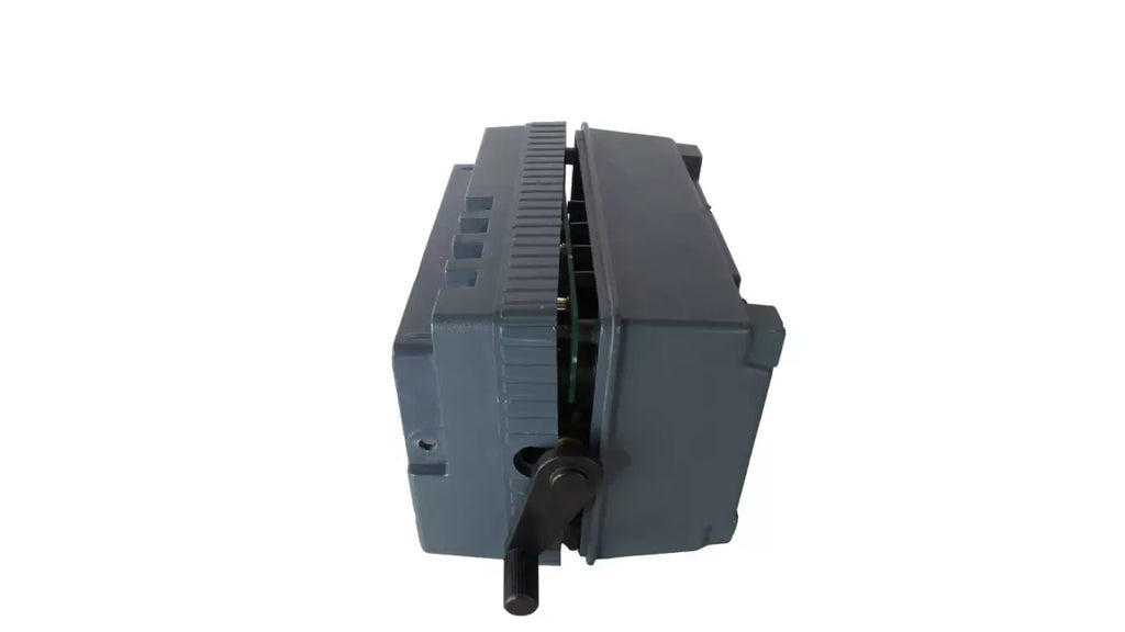 AVO Megger MJ159 Insulation Tester with Protective Carry Case - ZYYKZ Test Equipment