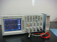 Load image into Gallery viewer, RION UV-06A Precision Audio Amplifier - ZYYKZ Test Equipment