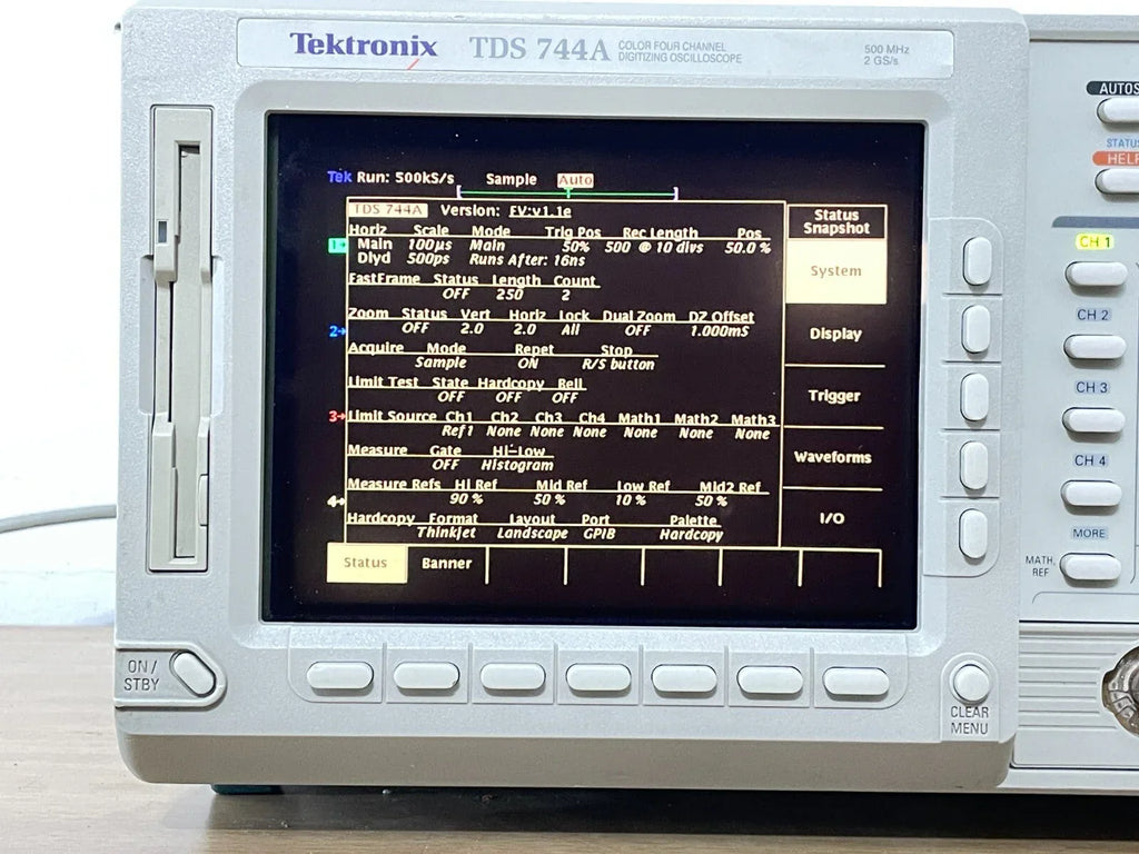 Tektronix TDS744A 500MHz 2GS/s Digital Storage Oscilloscope - ZYYKZ Test Equipment