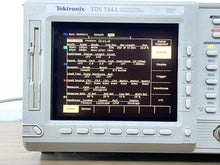 Load image into Gallery viewer, Tektronix TDS744A 500MHz 2GS/s Digital Storage Oscilloscope - ZYYKZ Test Equipment