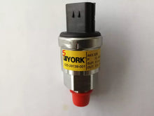Load image into Gallery viewer, New YORK 025-29139-001 Pressure Sensor - OEM Replacement - ZYYKZ Test Equipment