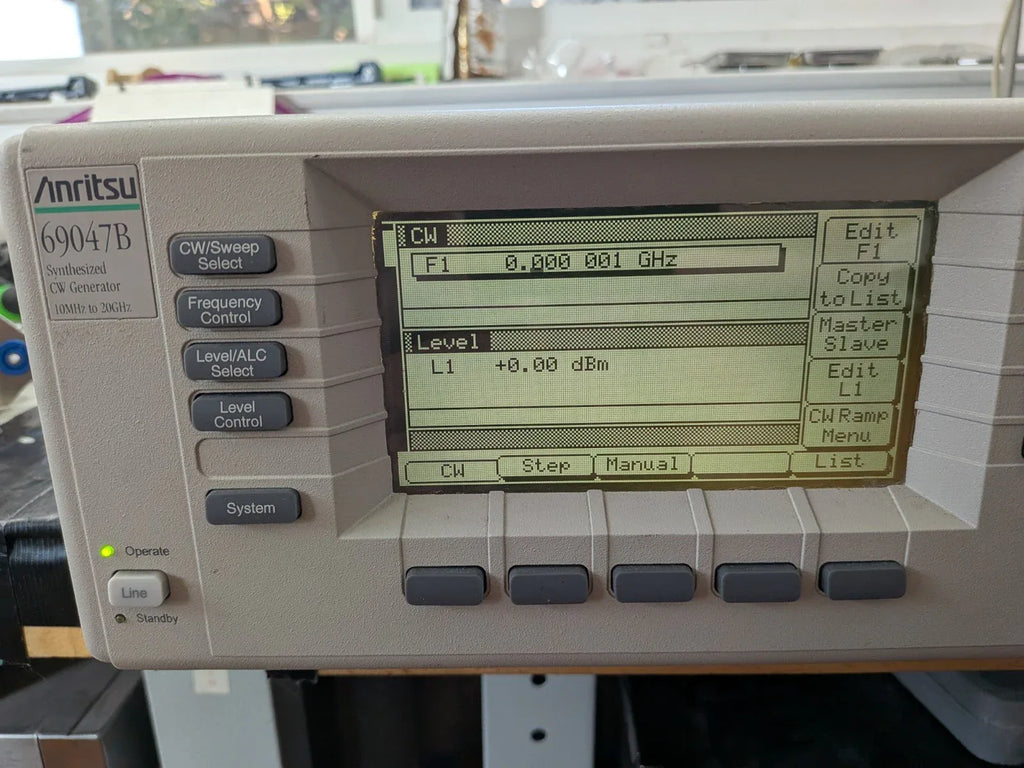 Anritsu 69047B Signal Generator 10 MHz to 40 GHz Low Phase Noise - ZYYKZ Test Equipment