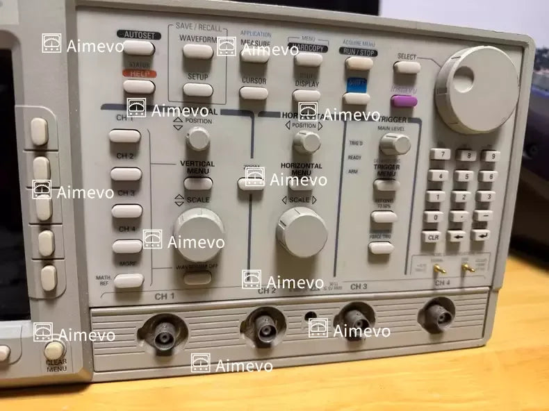 Tektronix TDS744A Digital Oscilloscope 500 MHz 4 Channels - ZYYKZ Test Equipment
