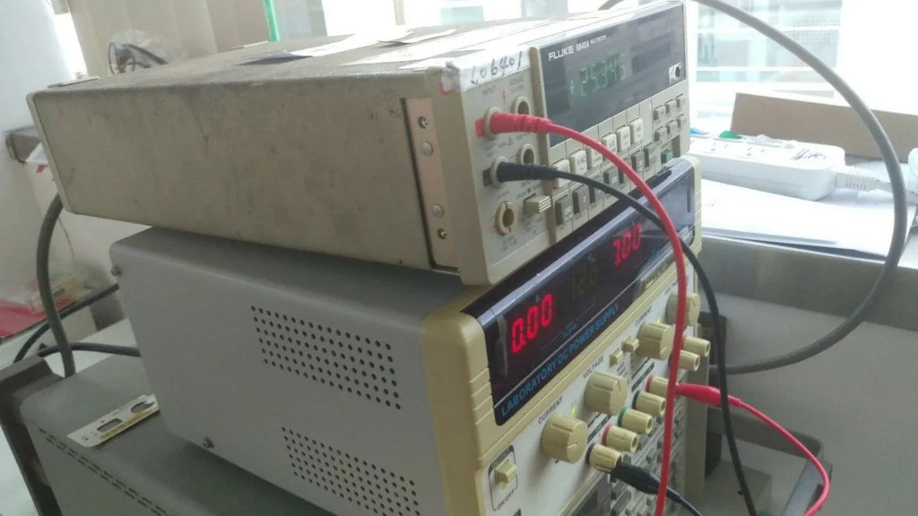 GW Instek GPS-3303 3-Channel DC Power Supply 30V 3A - ZYYKZ Test Equipment