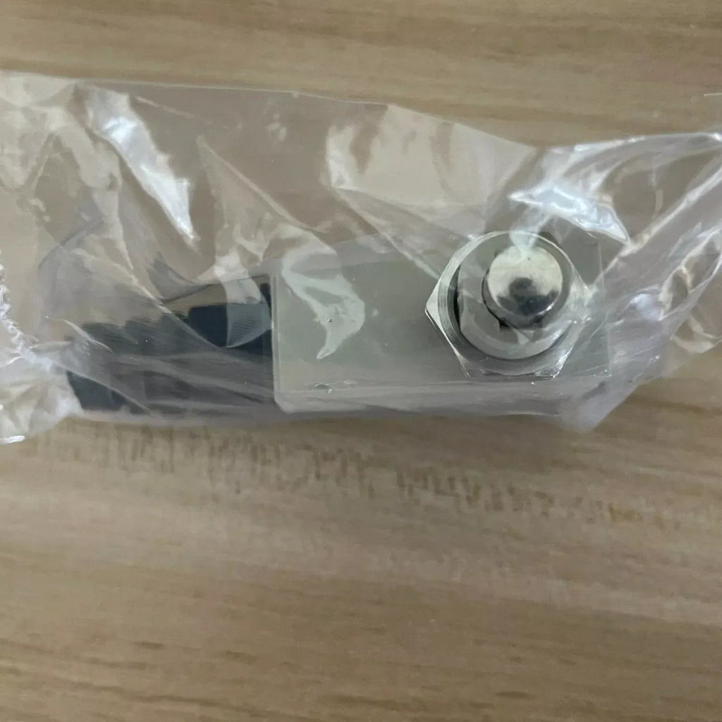 OMRON SHL-D55 Industrial Limit Switch - Durable Mechanical Control - ZYYKZ Test Equipment