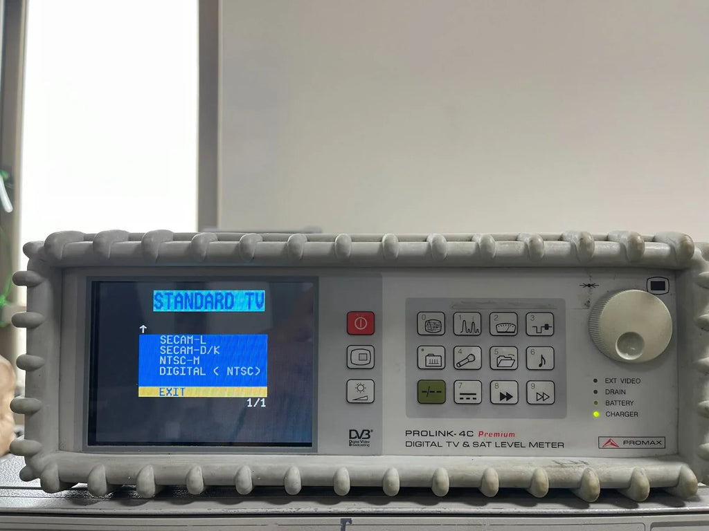 Promax Prolink-4C Digital TV & Satellite Level Meter with Power Supply Adapter and Carrying Bag - ZYYKZ Test Equipment