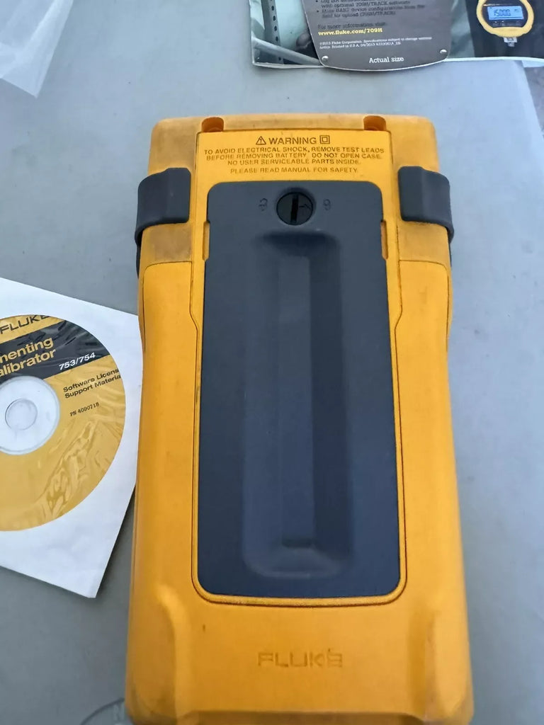 Fluke 754 Documenting Process Calibrator with HART Communication Interface - ZYYKZ Test Equipment