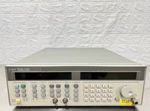 Load image into Gallery viewer, Agilent 83752B Synthesized Sweeper 01-20GHz - Used