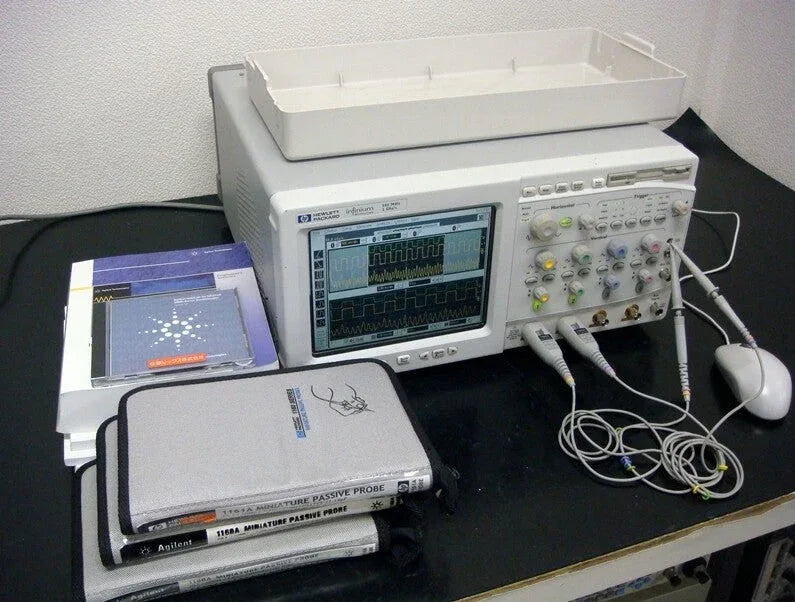 HP 54825A 500 MHz Digital Oscilloscope with 2 Channels - ZYYKZ Test Equipment