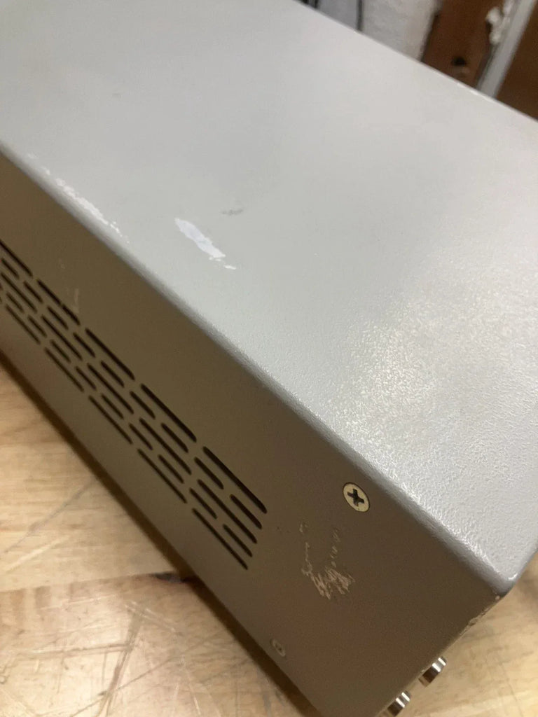 Stanford Research DG535 High-Precision Digital Delay and Pulse Generator with Calibration Data - ZYYKZ Test Equipment