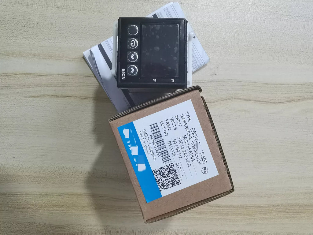 OMRON E5CN-C2MTD-500 Digital Temperature Controller with SSR Output - ZYYKZ Test Equipment