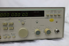 Load image into Gallery viewer, ANRITSU 1Hz-600MHz Frequency Synthesizer - Precision Signal Generator - ZYYKZ Test Equipment