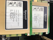 Load image into Gallery viewer, Honeywell 621-6550R Advanced Temperature Controller Module with Precision Control - ZYYKZ Test Equipment