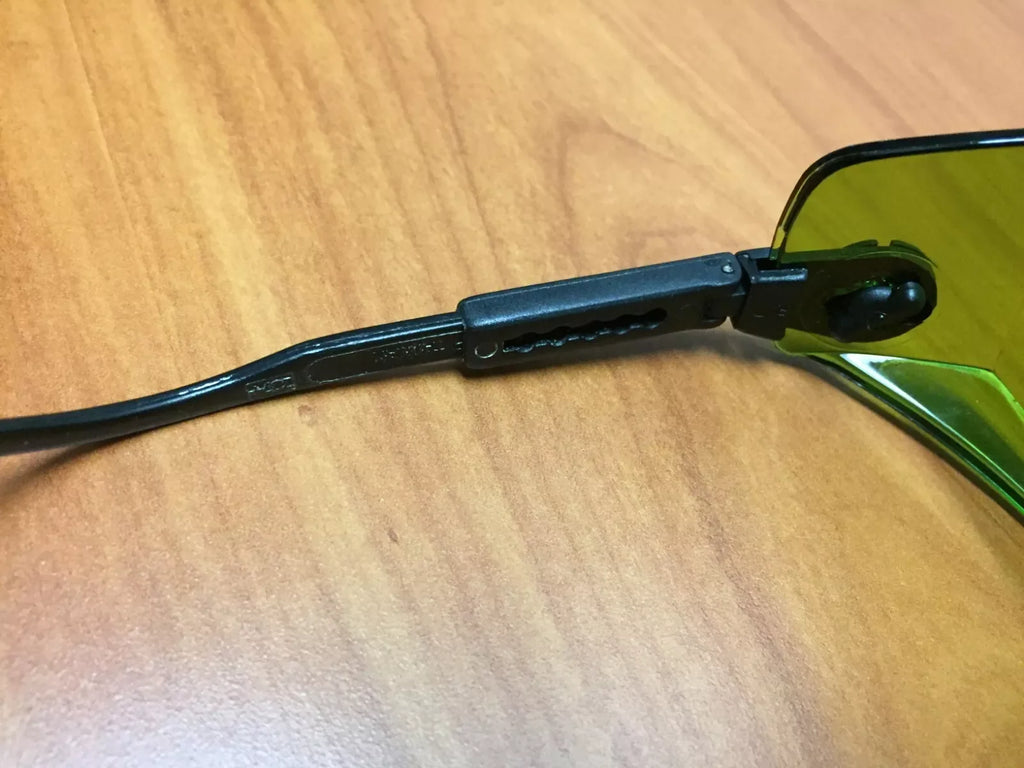 Kentek KWR-YAGSAFE Laser Safety Glasses for YAG Laser Protection - ZYYKZ Test Equipment