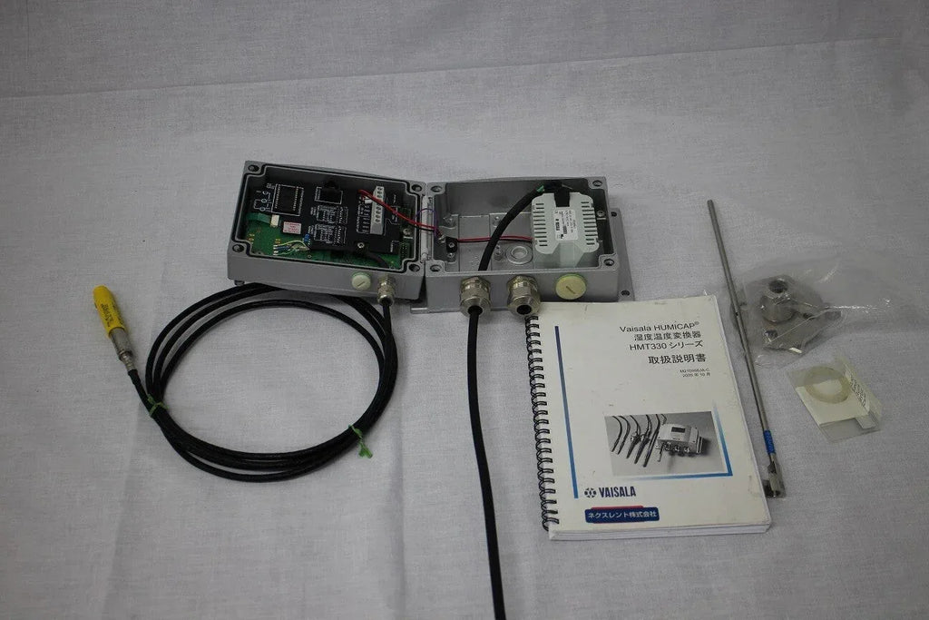 VAISALA HMT330 Humidity and Temperature Transmitter with Digital Output - ZYYKZ Test Equipment