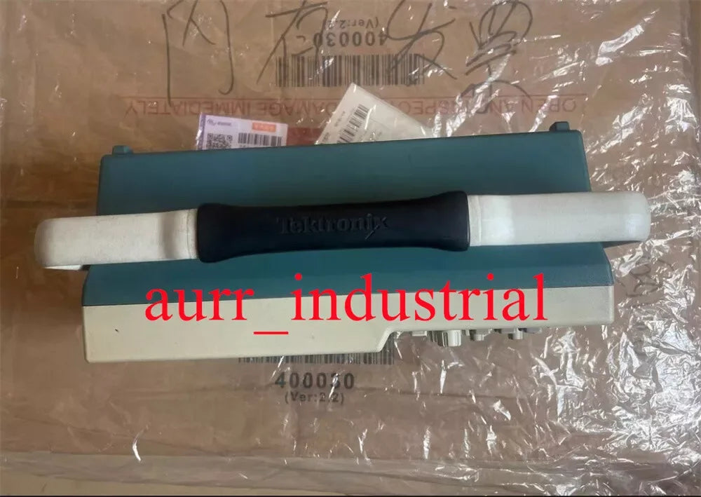 Tektronix TDS3012B Digital Storage Oscilloscope 100 MHz 2 Channel - ZYYKZ Test Equipment