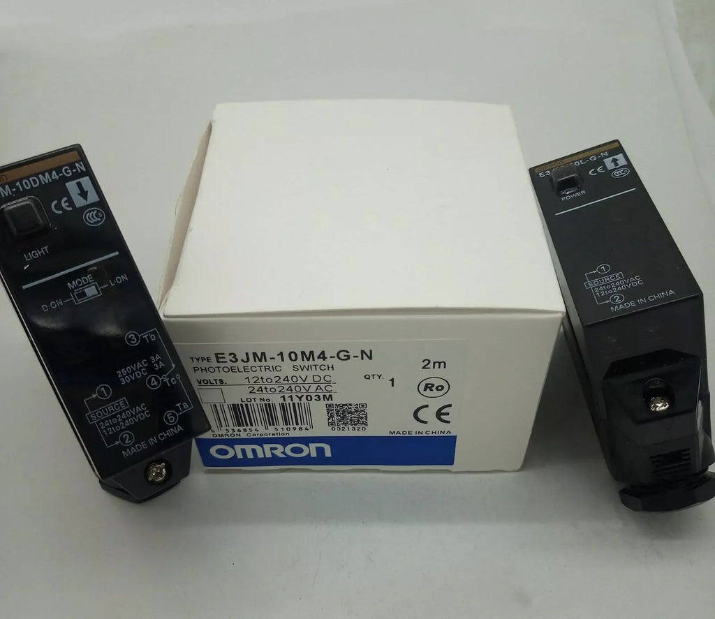 OMRON E3JM-10M4-G-N Photoelectric Sensor Switch, 10m Detection Range - ZYYKZ Test Equipment