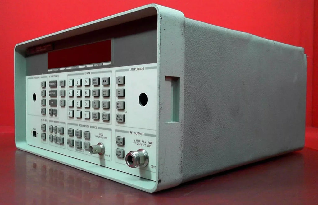 Agilent 8648B Synthesized Signal Generator 9 kHz to 2000 MHz - ZYYKZ Test Equipment