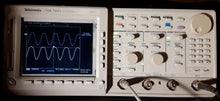 Load image into Gallery viewer, Tektronix TDS744A Oscilloscope LCD Display Upgrade Module - ZYYKZ Test Equipment