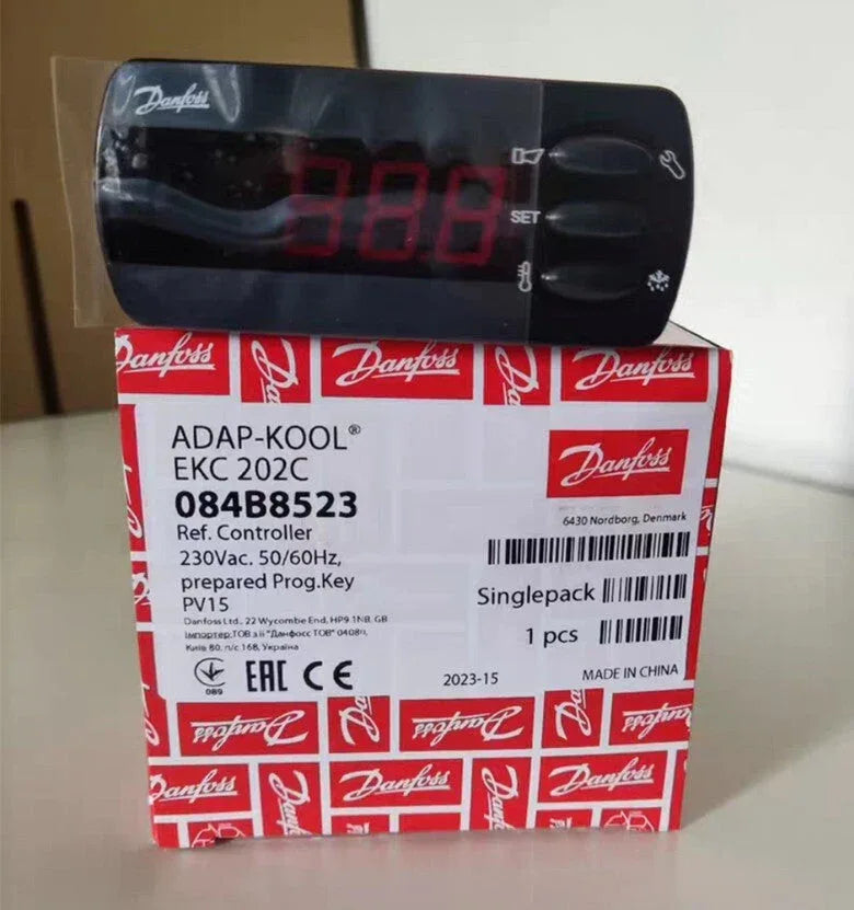 Danfoss EKC202C 084B8523 Digital Temperature Controller - ZYYKZ Test Equipment