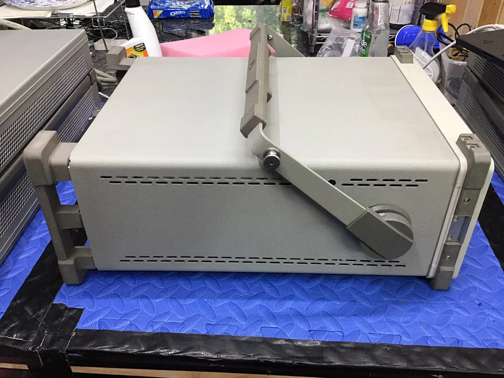 HP Agilent Spectrum Analyzer 9 kHz–12.8 GHz with Tracking Generator - ZYYKZ Test Equipment