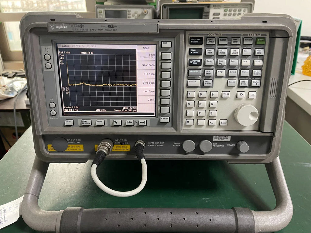 Agilent ESA E4405B Spectrum Analyzer, 9kHz - 13.2GHz Frequency Range - ZYYKZ Test Equipment
