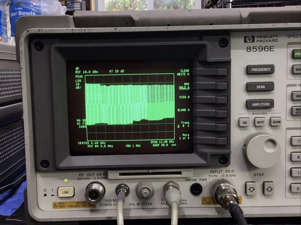 HP Agilent Spectrum Analyzer 9 kHz–12.8 GHz with Tracking Generator - ZYYKZ Test Equipment