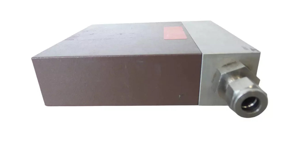 Tylan FC-262 Mass Flow Controller, 120 SLPM Flow Rate - ZYYKZ Test Equipment