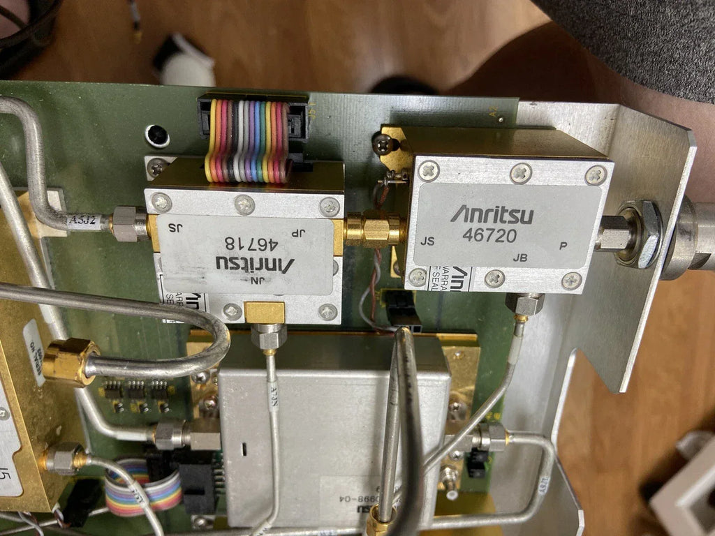 Anritsu Wiltron Scorpion 6 GHz Vector Network Analyzer RF Deck Module - ZYYKZ Test Equipment