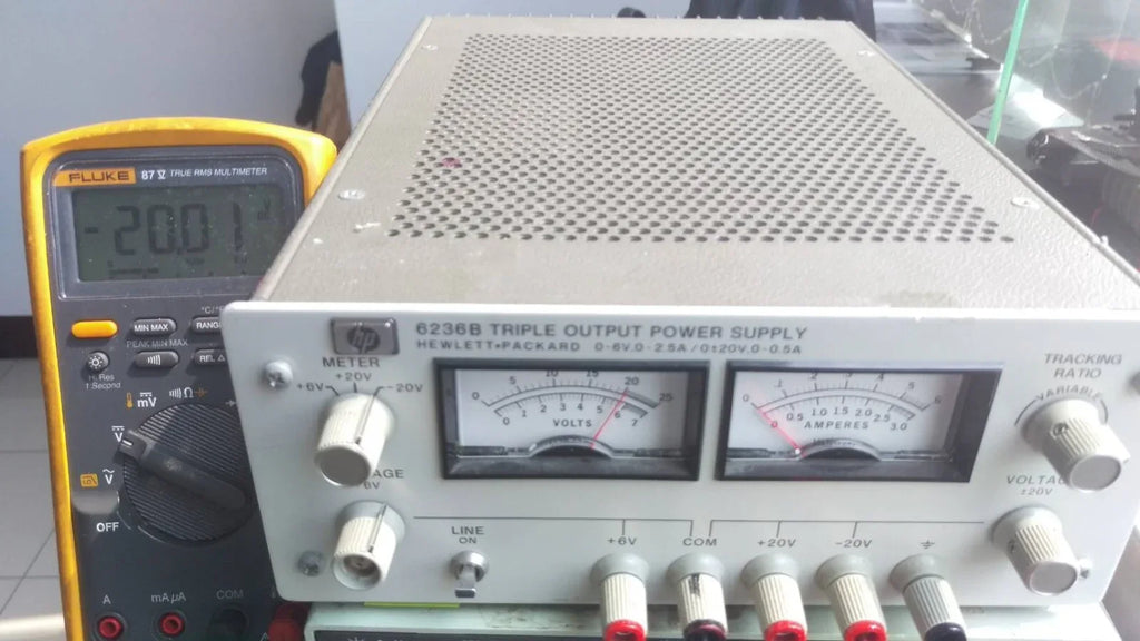 HP Agilent 6236B Triple Output DC Power Supply 0-20V, 0-2.5A, 35W - ZYYKZ Test Equipment