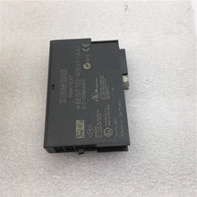 Load image into Gallery viewer, Siemens SIMATIC S7-300 6ES7 132-4BD01-0AA0 Analog Input Module - ZYYKZ Test Equipment