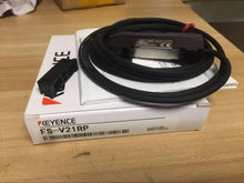 Load image into Gallery viewer, KEYENCE FS-V21RP Digital Fiber Optic Amplifier Sensor Cable - ZYYKZ Test Equipment