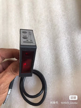 Load image into Gallery viewer, CD33-250NA Laser Sensor - Used, Good Condition
