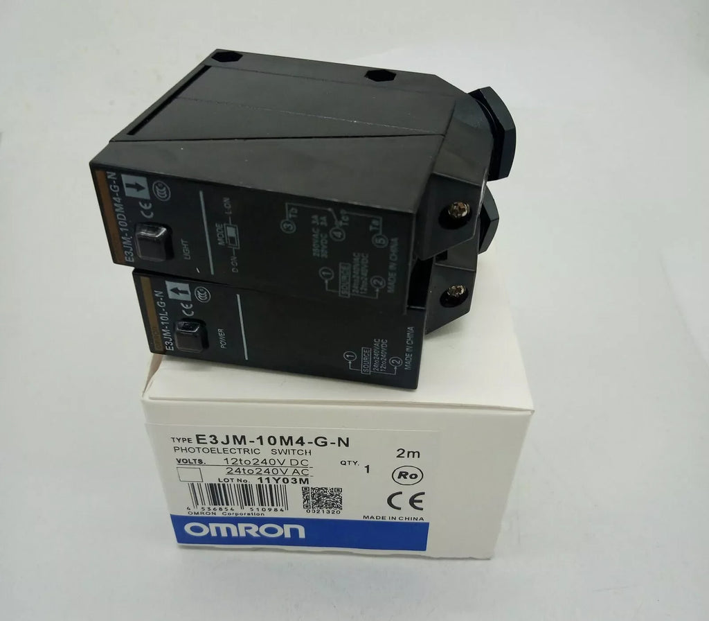 OMRON E3JM-10M4-G-N Photoelectric Sensor Switch, 10m Detection Range - ZYYKZ Test Equipment