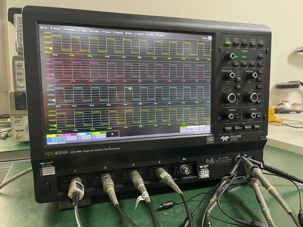 Teledyne LeCroy HDO4054A High Definition Digital Oscilloscope 500 MHz, 4 Channels - ZYYKZ Test Equipment
