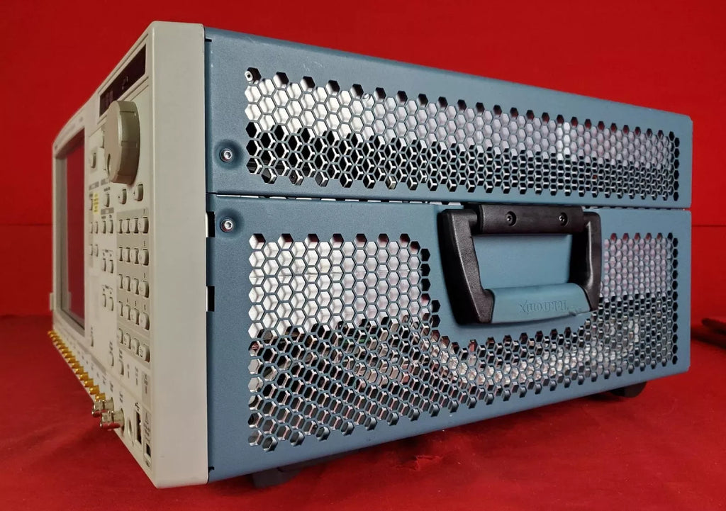 Tektronix AWG7122C Arbitrary Waveform Generator with Dual Channels and 12-bit Resolution - ZYYKZ Test Equipment