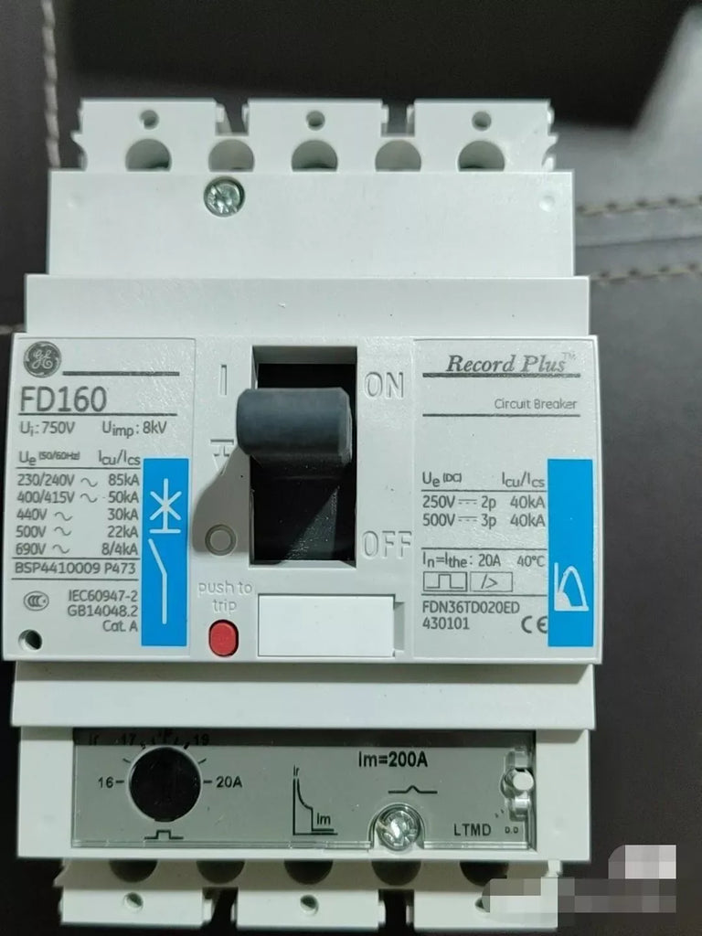 FDN36TD020ED Molded Case Circuit Breaker 20A - Reliable Electrical Protection - ZYYKZ Test Equipment