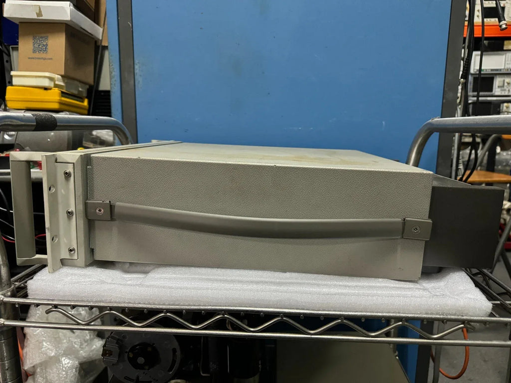 Agilent 8656B Synthesized RF Signal Generator 100 kHz - 1050 MHz - ZYYKZ Test Equipment