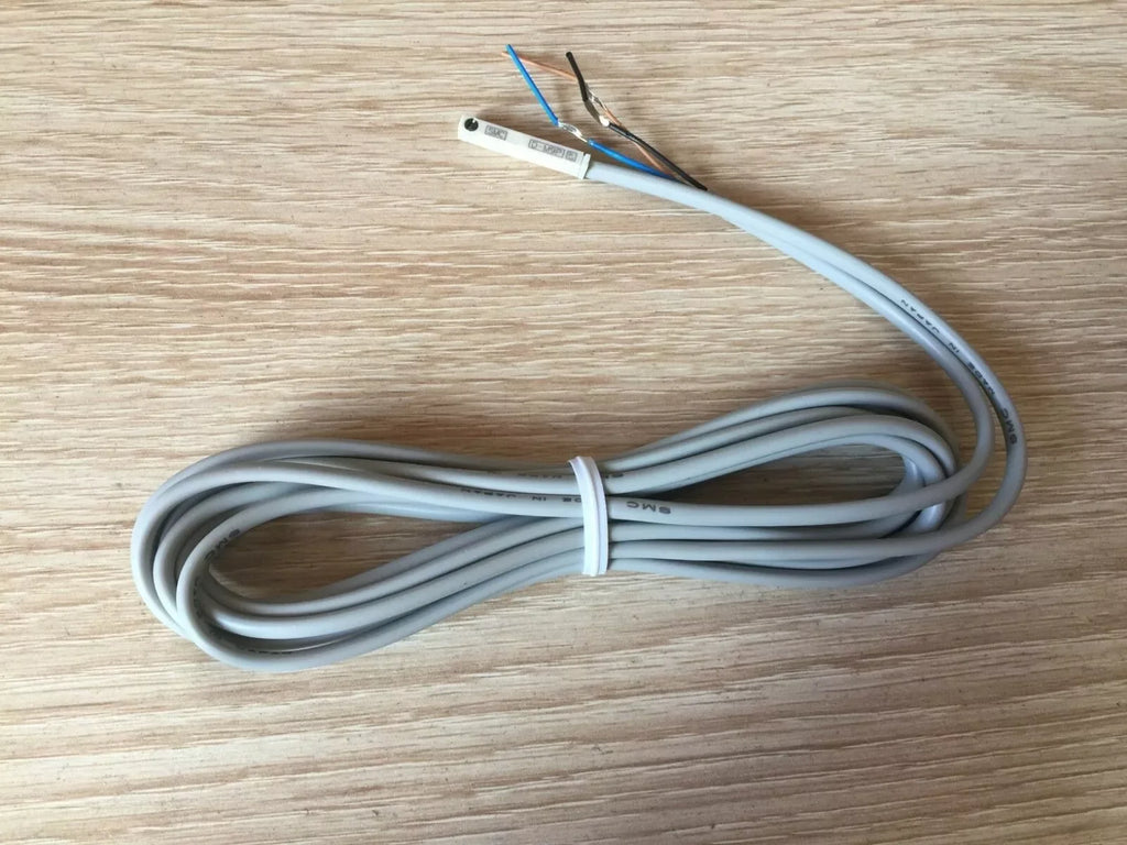 SMC DM9P Auto Magnetic Switch - Compact, Reliable Sensor - ZYYKZ Test Equipment