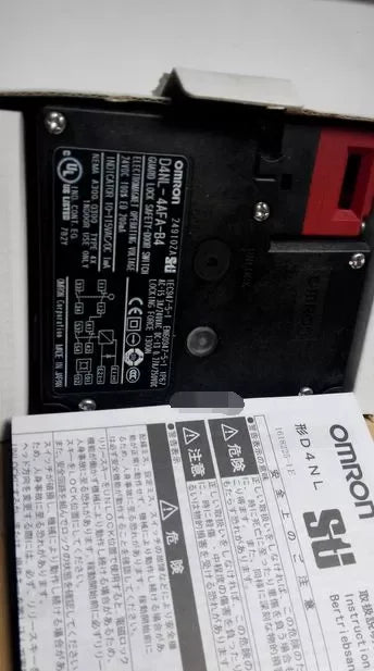 Omron D4NL-4AFA-B4 Electromagnetic Lock Switch - Industrial Grade - ZYYKZ Test Equipment