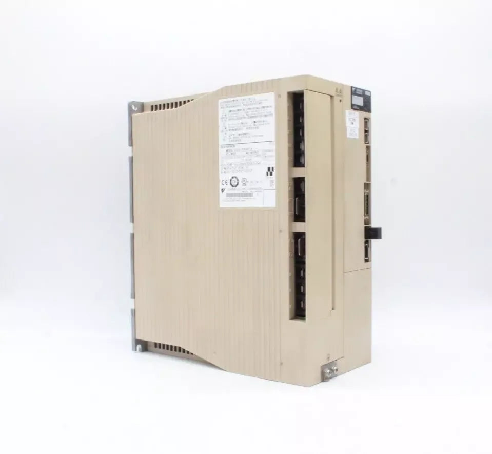 YASKAWA SGDV-330A21A 5kW AC Servo Drive 200VAC 50/60Hz - ZYYKZ Test Equipment