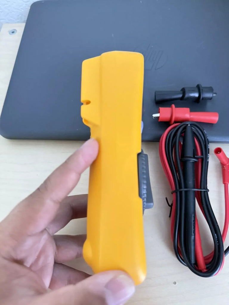 Fluke 116 True RMS Digital Multimeter with Test Leads - Precision HVAC & Electrical Measurement - ZYYKZ Test Equipment