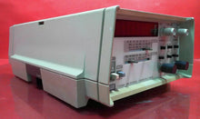 Load image into Gallery viewer, Fluke 7250A Universal Counter Timer High-Precision Frequency Measurement - ZYYKZ Test Equipment
