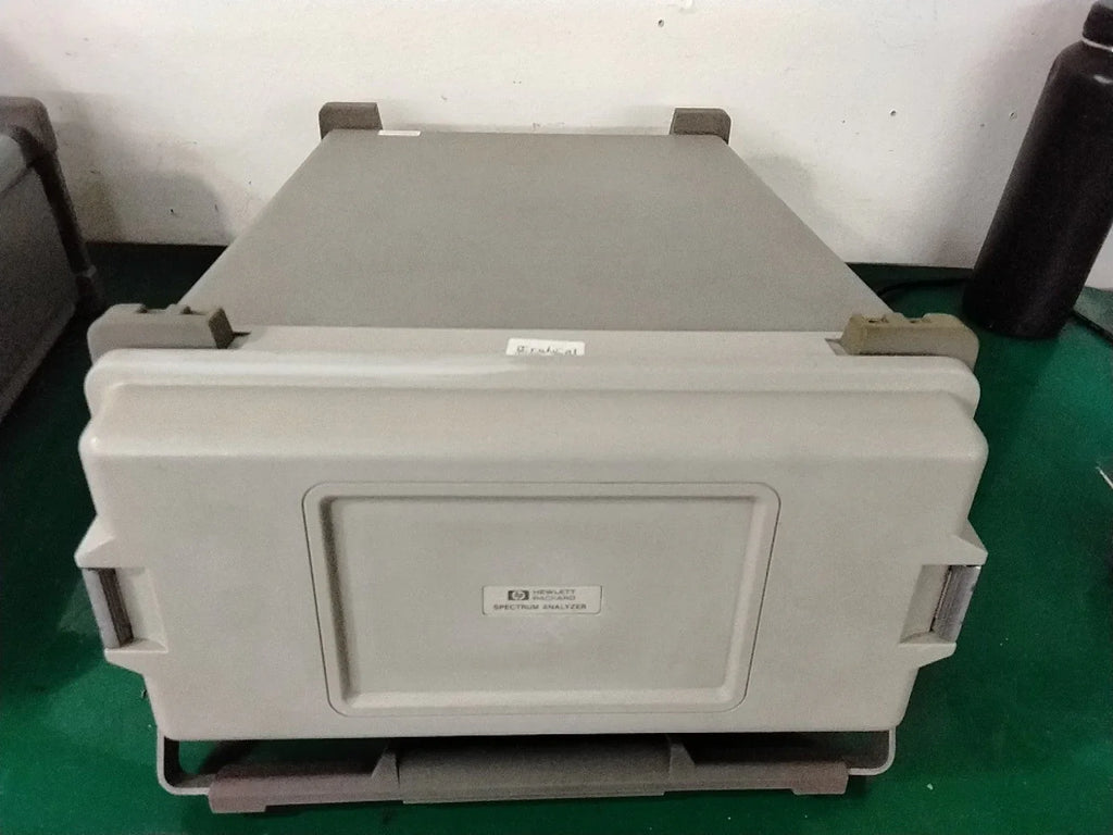 HP 8593E/8593EM EMC Spectrum Analyzer 26.9 GHz with 103 Track Gen & 140 LCD - ZYYKZ Test Equipment