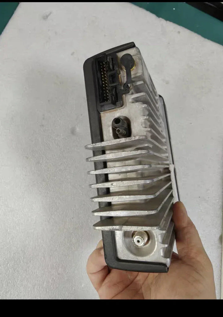 Used XPR4550 Premium Radio Frequency Front-End Module - ZYYKZ Test Equipment