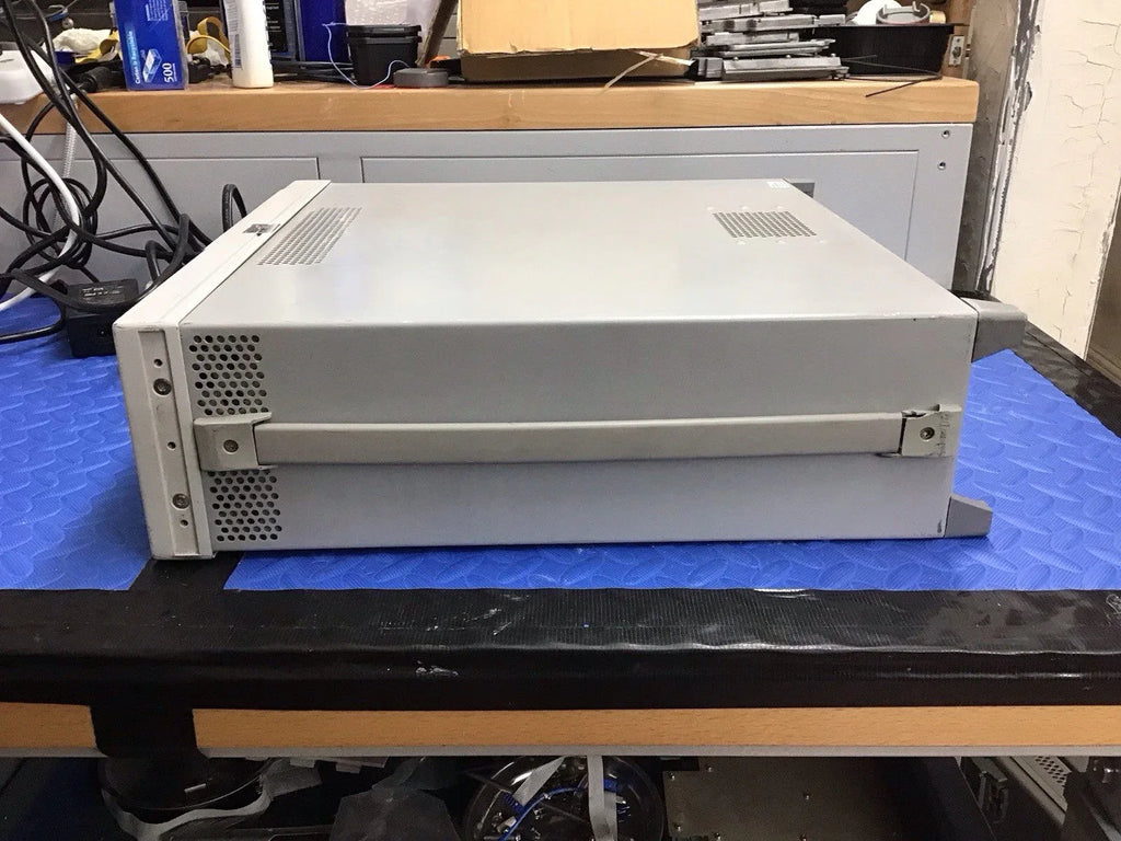 Agilent HP E4428C ESG Analog Signal Generator DC-6 GHz, Low Noise, Calibrated - ZYYKZ Test Equipment