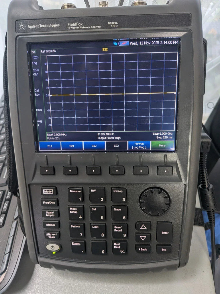 Keysight Agilent Fieldfox N9923A Calibrated Vector Network Analyzer 6 GHz - ZYYKZ Test Equipment