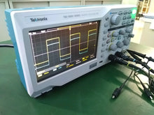 Load image into Gallery viewer, Tektronix TBS1072C Digital Oscilloscope with Optional TPP0100 Probes - ZYYKZ Test Equipment