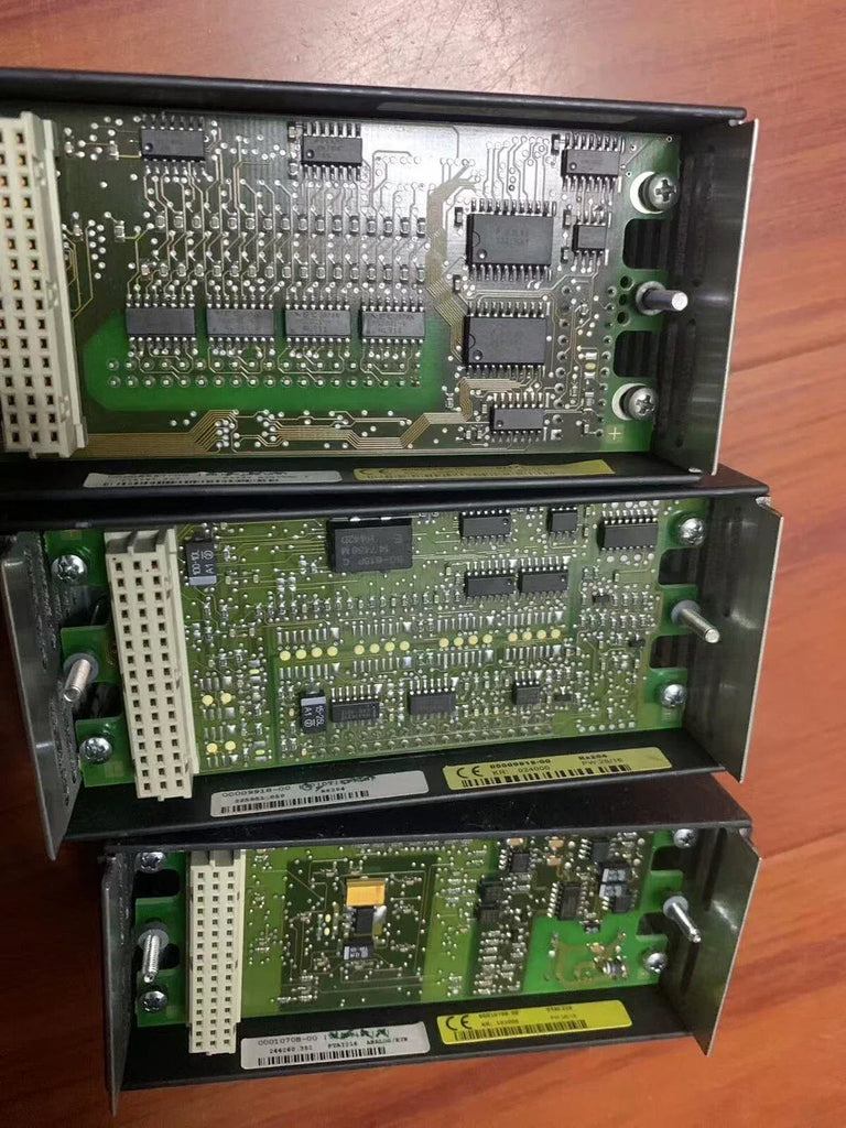BACHMANN PTAI216 Industrial Power Supply Module - Reliable 24V DC Output - ZYYKZ Test Equipment